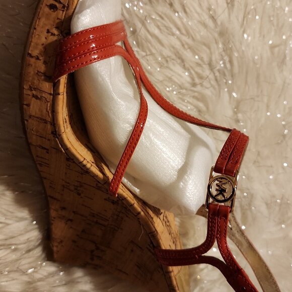 Shoes - Picture 1 of 3